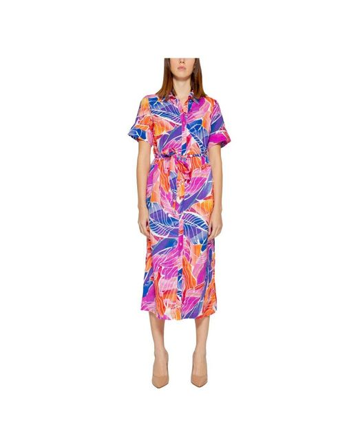 Vila Red Rosa kleid knopfverschluss kurze ärmel