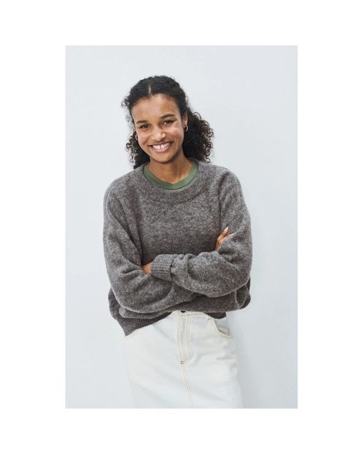 American Vintage Gray Round-Neck Knitwear