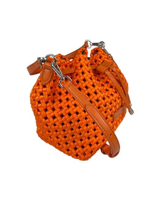 Bucket Bags Gianni Chiarini de color Orange