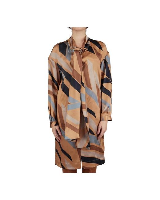 Kiton Zijden Jurk in het Brown