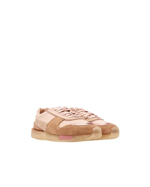 Clarks Schoenen ,Roze ,Suède Torrun Sneakers in het Natural