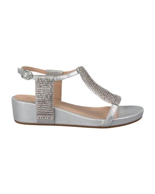 Wedges di Alma En Pena. in White