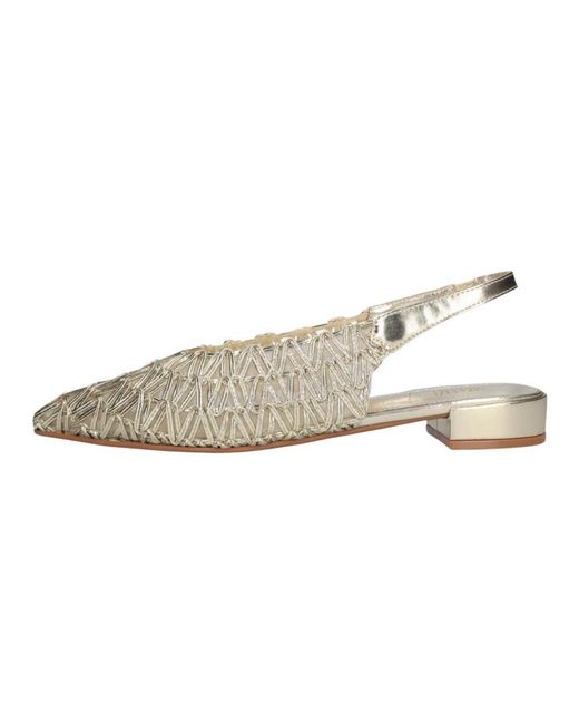 Notre-v Pointed Toe Slingbacks in het Yellow