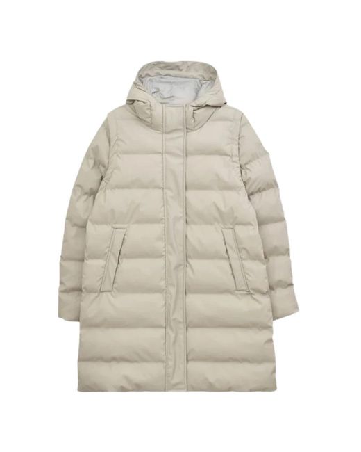 Tanta Parkas in het Natural