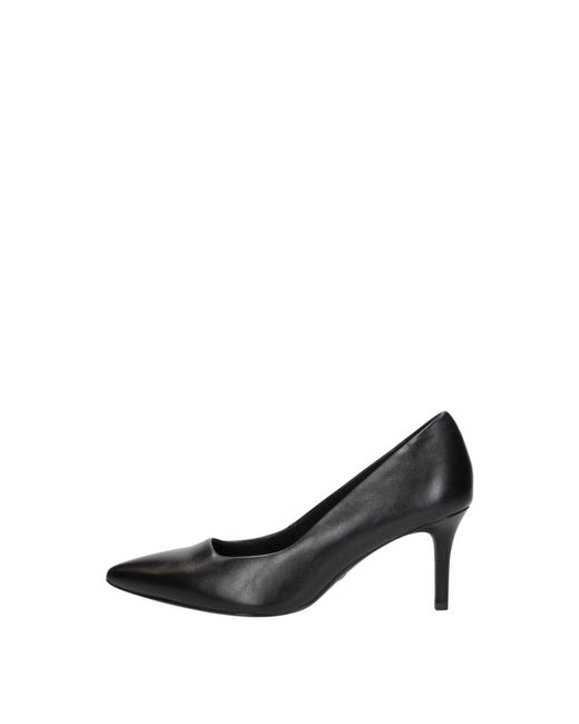 Tamaris Black Pumps