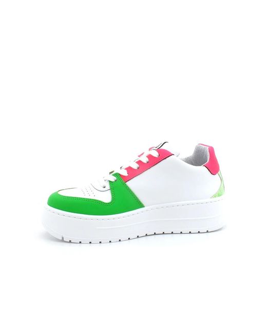 2 Star Green Sneakers