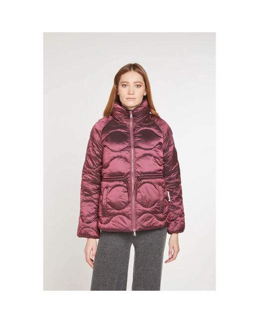 Winter Jackets di OOF WEAR in Purple