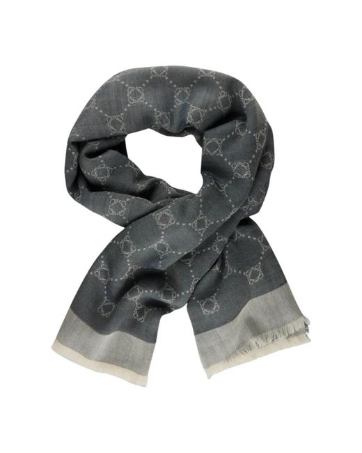 Winter Scarves di Stenstroms in Gray