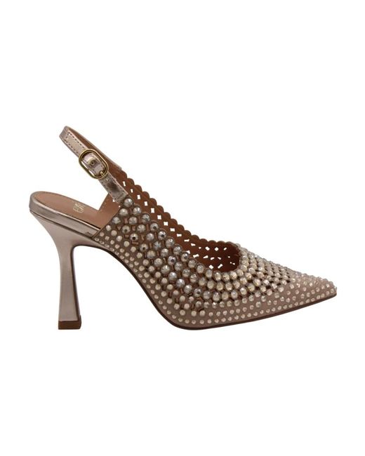 Exe' Brown Dalida