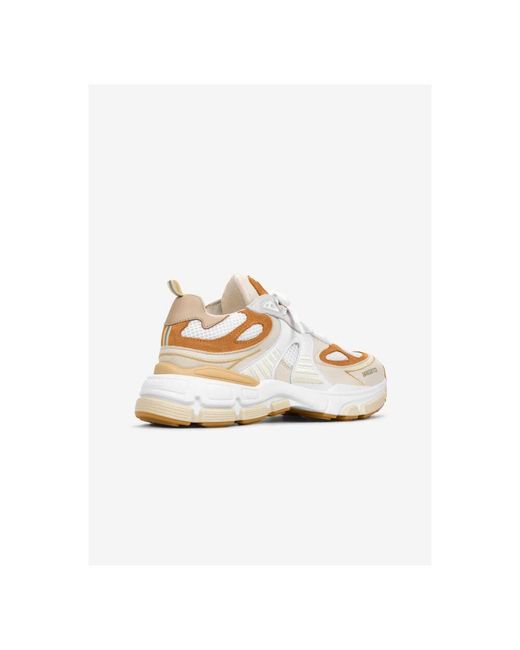 Sneakers di Axel Arigato in White