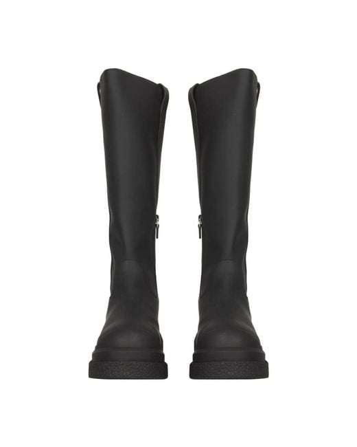 High Boots di Stuart Weitzman in Black