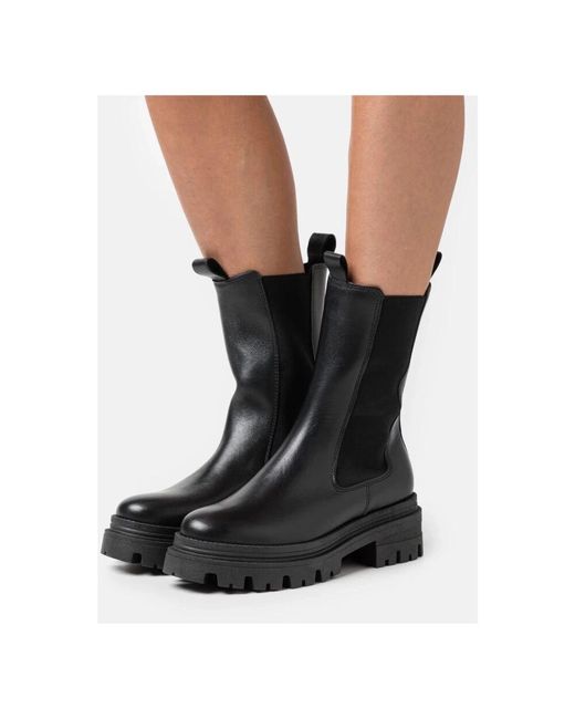 Tamaris Black Zeitlose leder chelsea boots mit elastischen seitenpanels