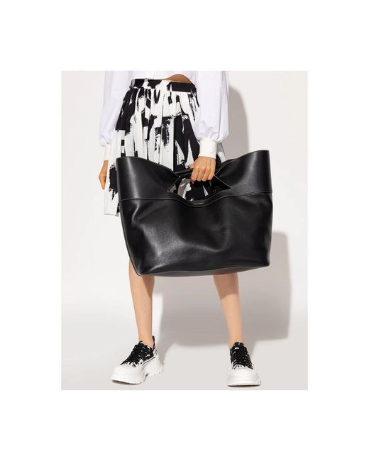 Handbags Alexander McQueen de color Black