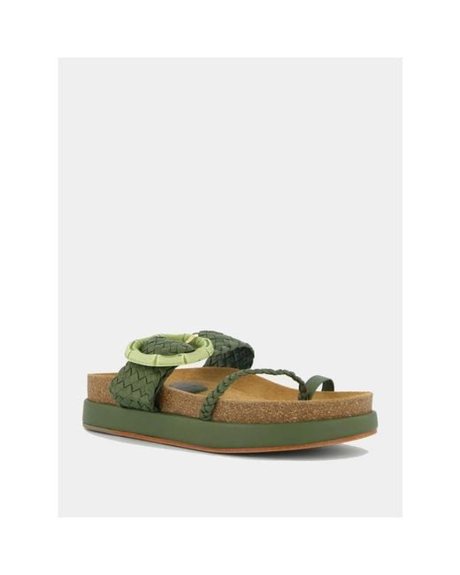 Johanna Ortiz Green Sliders