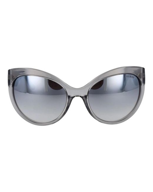 Sunglasses di Guess in Gray