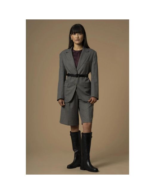 Kocca Stijlvolle Blazer Met Riem in het Black