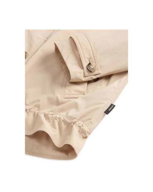 Woolrich Short Urban Touch Parka in het Natural