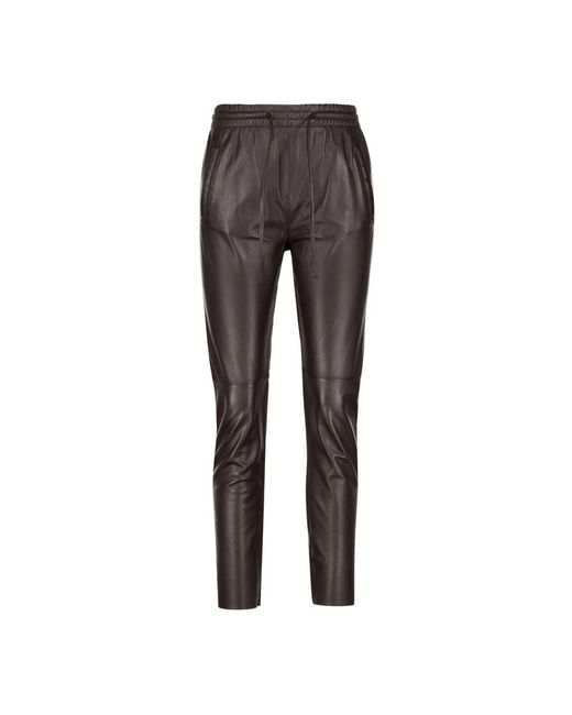 Oakwood Lederbroek in het Gray