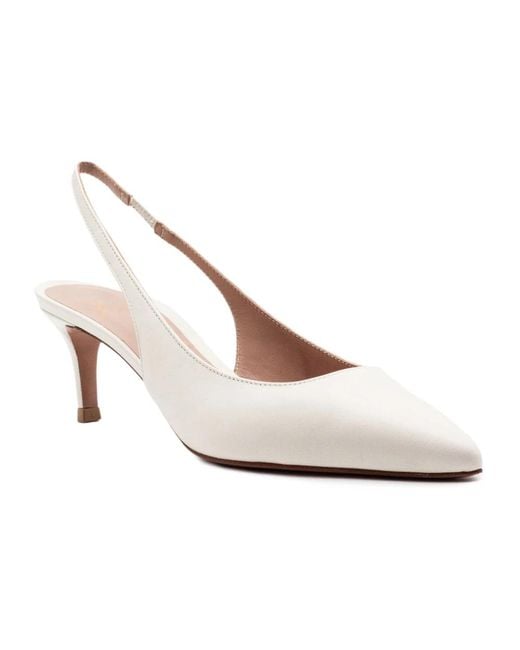 Roberto Festa White Pumps