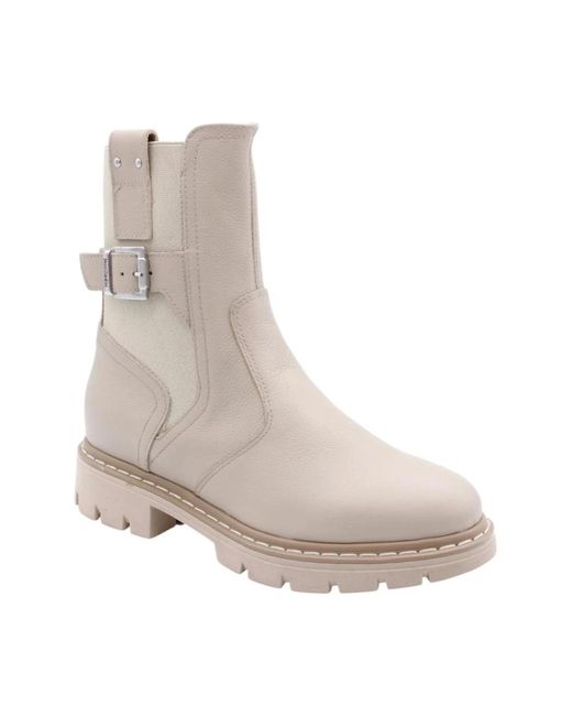 Chelsea Boots di Nero Giardini in Gray