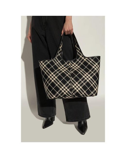 Burberry Black Schultertasche