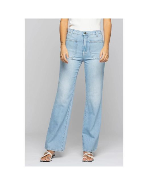 Kocca Blue Ausgestellte high-waisted jeans mit vordertaschen