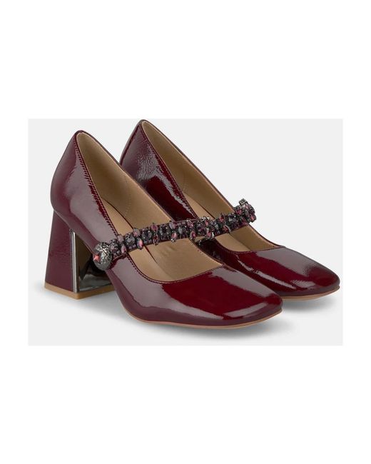 Alma En Pena. Red Pumps