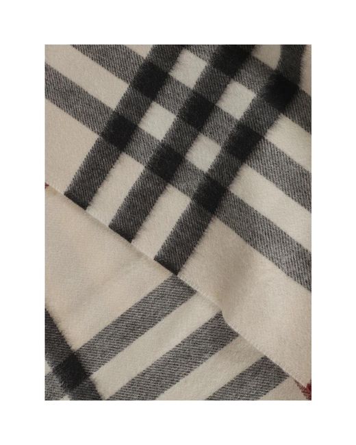 Winter Scarves di Burberry in Natural