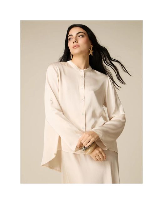 Blouses Oltre de color Natural