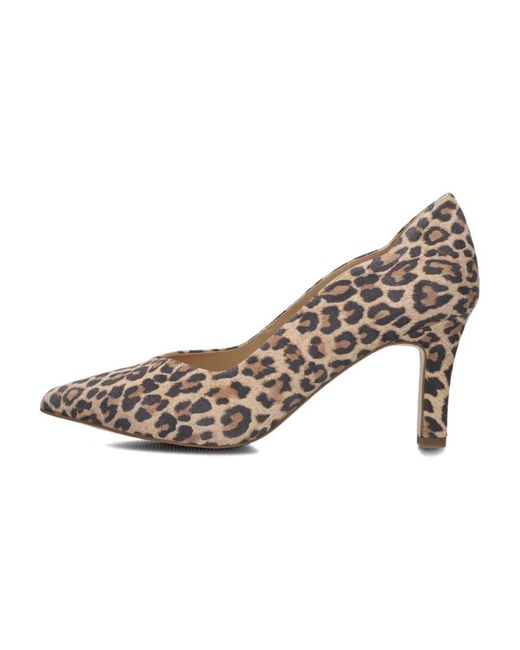 Peter Kaiser Schoenen ,Bruin ,Suède Elegante Bruine Suède Pumps Met Puntneus in het Natural