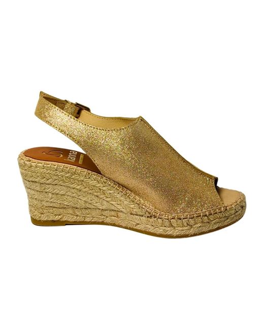 Kanna Natural Wedges