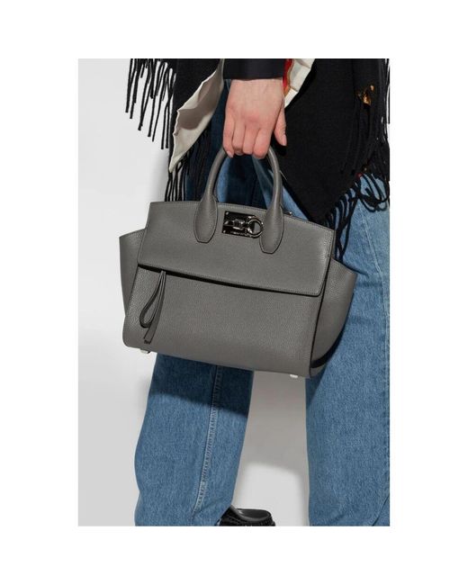 Ferragamo Black Handtaschen