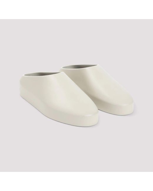 Mules di Fear Of God in White da Uomo