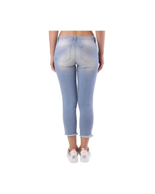 Met Blue Cropped Jeans