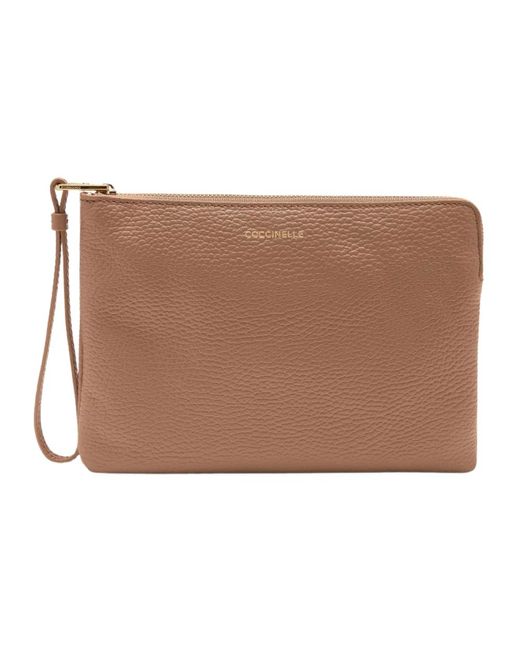 Clutches di Coccinelle in Brown
