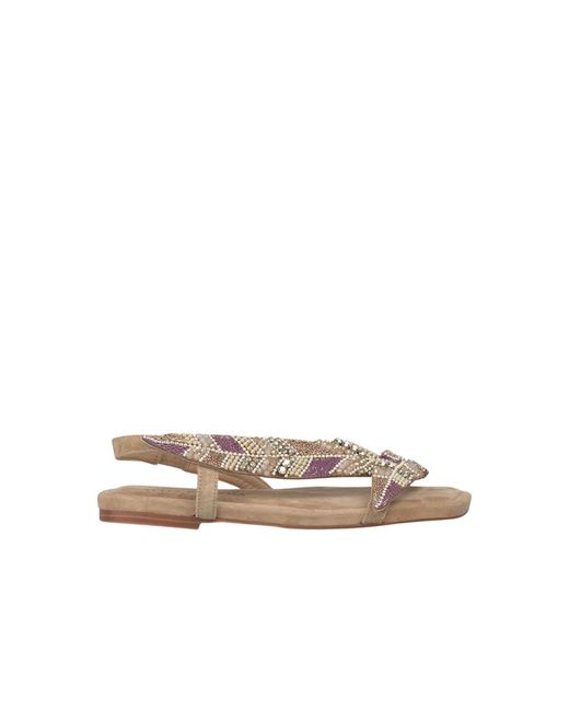 Alma En Pena. Brown Flat Sandals