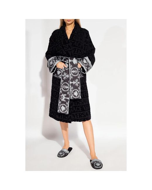 Robes Versace de hombre de color Black