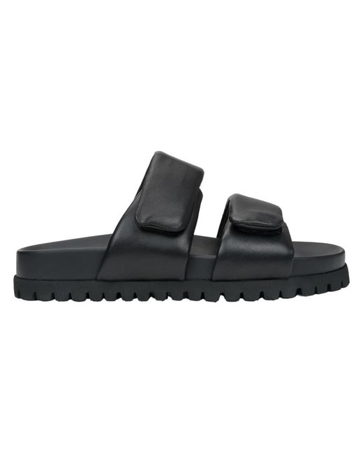 Sliders ESTRO de color Black