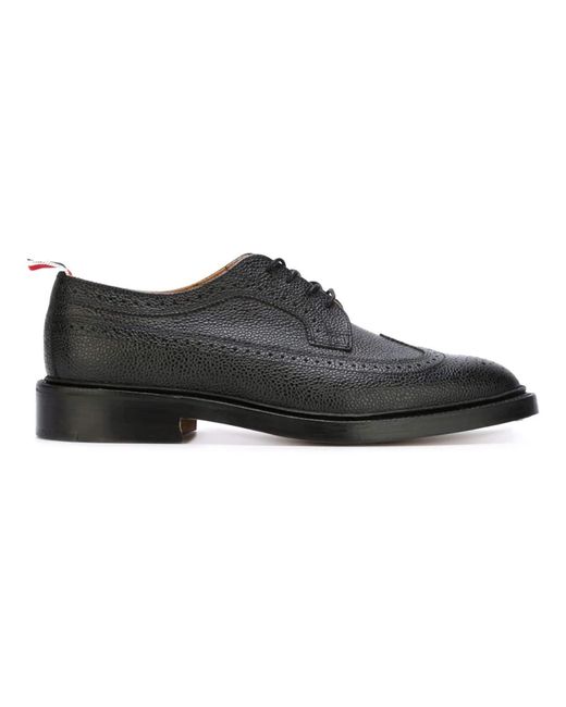 Laced Shoes di Thom Browne in Black da Uomo