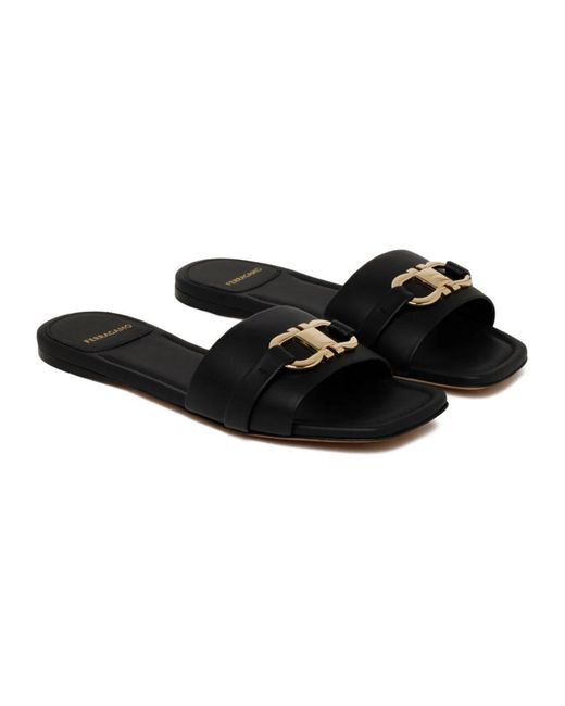 Ferragamo Black Flache Sandale Mit Eckiger Form