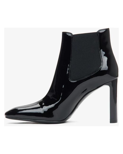ESTRO Black Heeled Boots