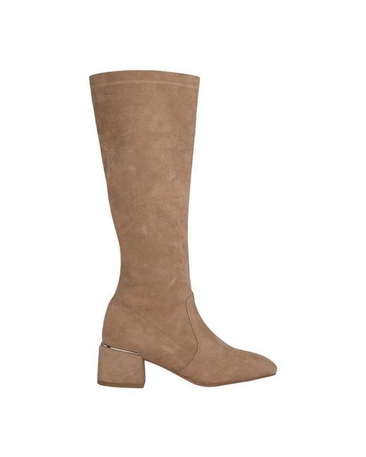 Alma En Pena. Brown Heeled Boots