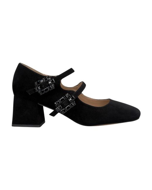 Pumps Alma En Pena. de color Black