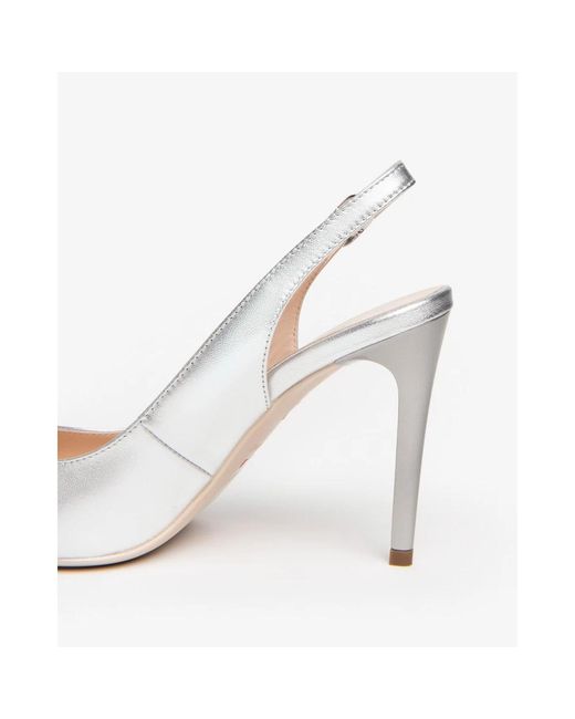 Nero Giardini White Pumps