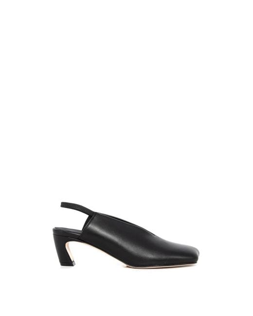 Poeve Black Pumps