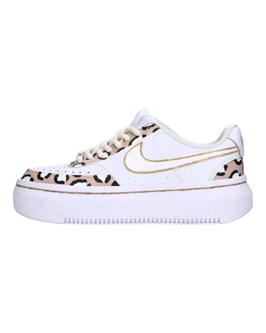 Seddy's White Sneakers