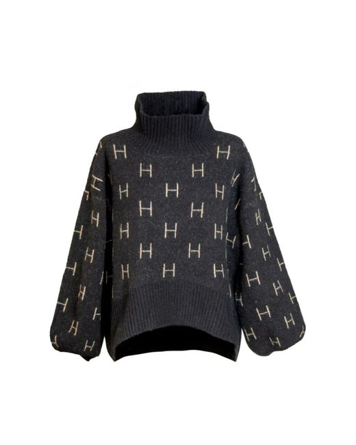 Hèst Black Turtlenecks