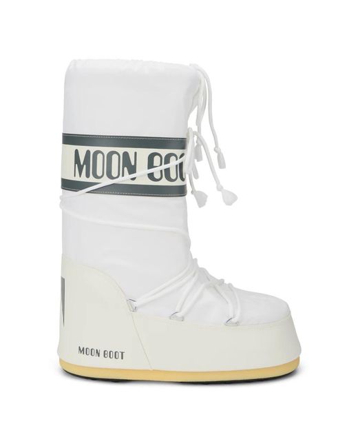 Moon Boot White Winter Boots