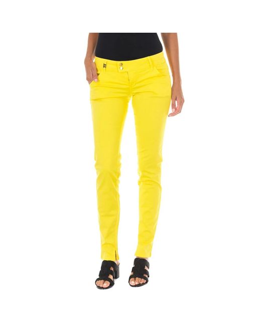 Met Yellow Jeans