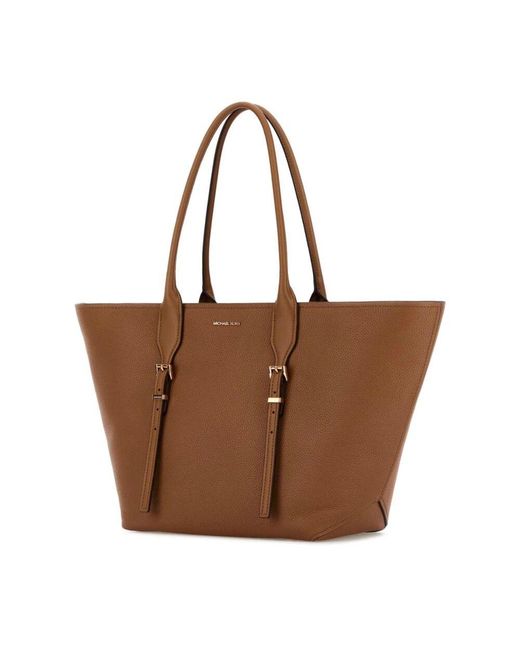 Tote Bags Michael Kors de color Brown